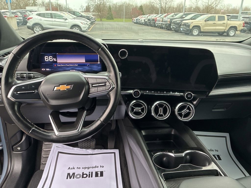 Used 2024 Chevrolet Blazer EV LT AWD/4WD image 6