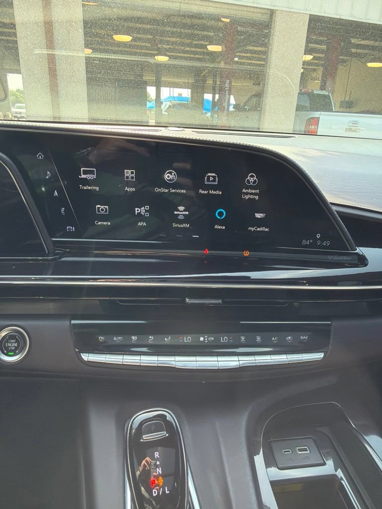 Used 2021 Cadillac Escalade Premium Luxury Platinum AWD/4WD image 10