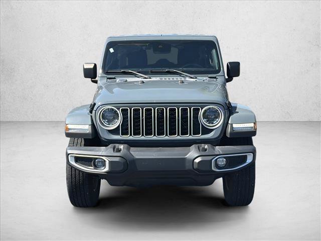 Used 2024 Jeep Wrangler Unlimited Sahara w/ Technology Group AWD/4WD image 2
