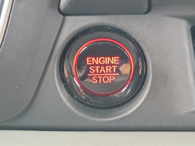Certified 2025 Honda Pilot EX-L image 32
