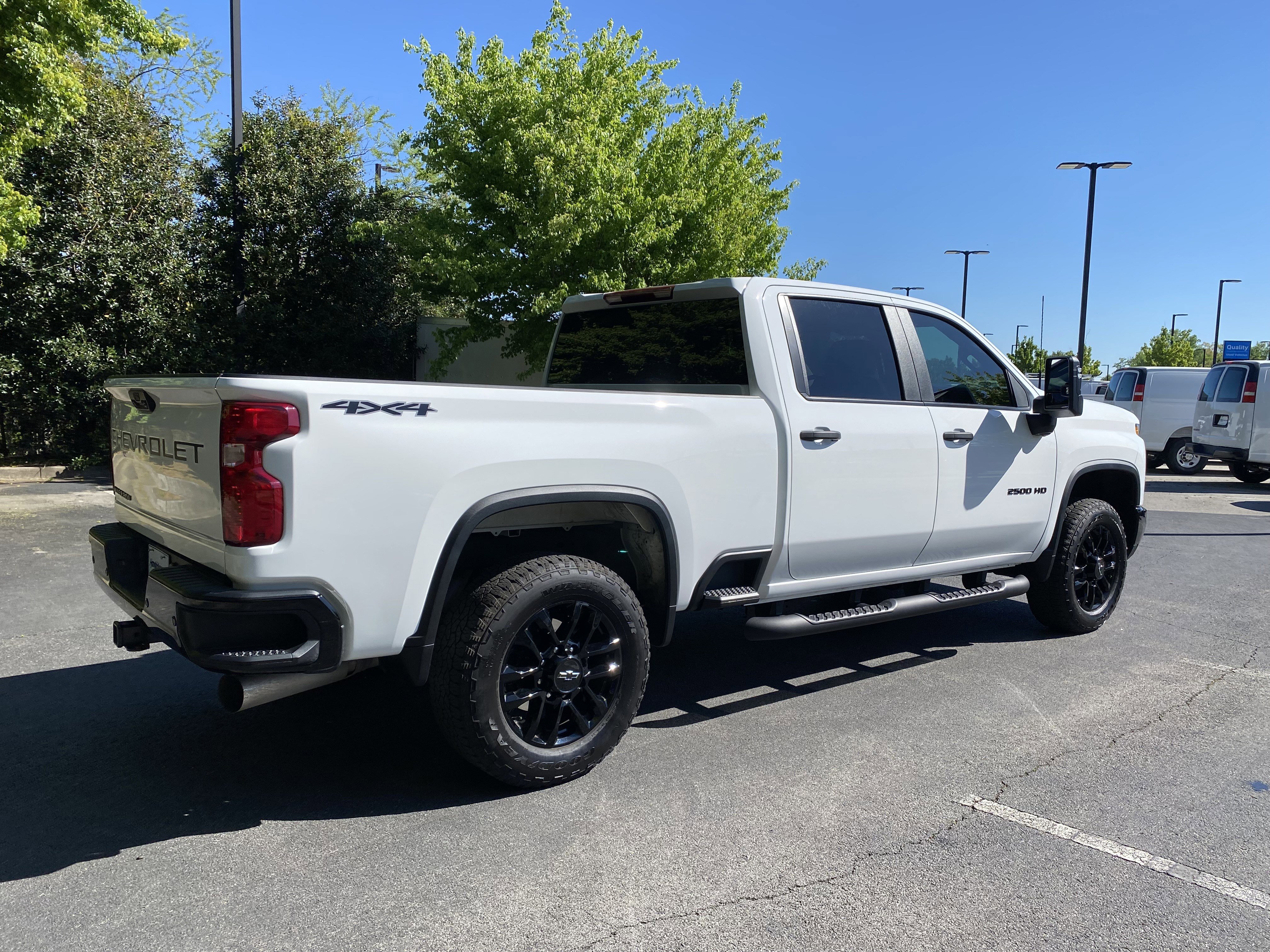 Used 2026 Chevrolet Silverado 2500 Custom w/ Custom Value Package image 9