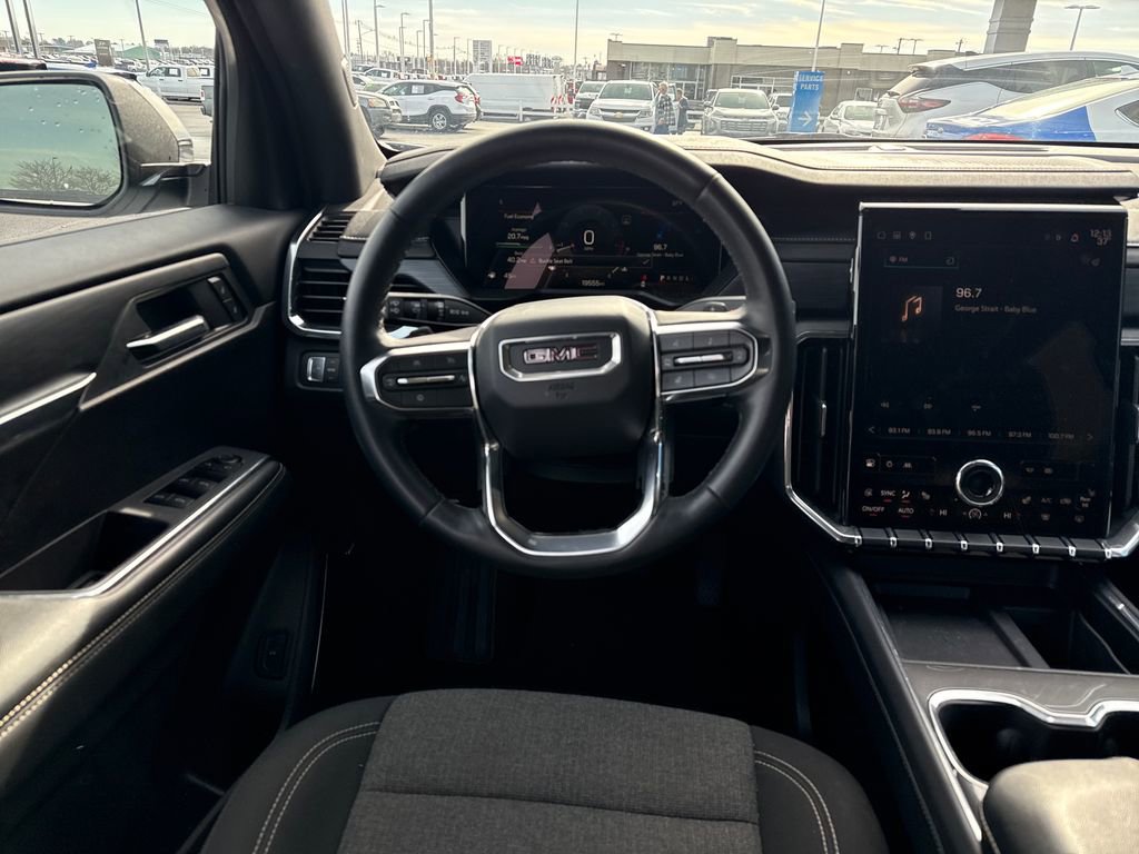 Used 2025 GMC Acadia Elevation image 14