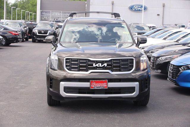 Used 2025 Kia Telluride S AWD/4WD image 4