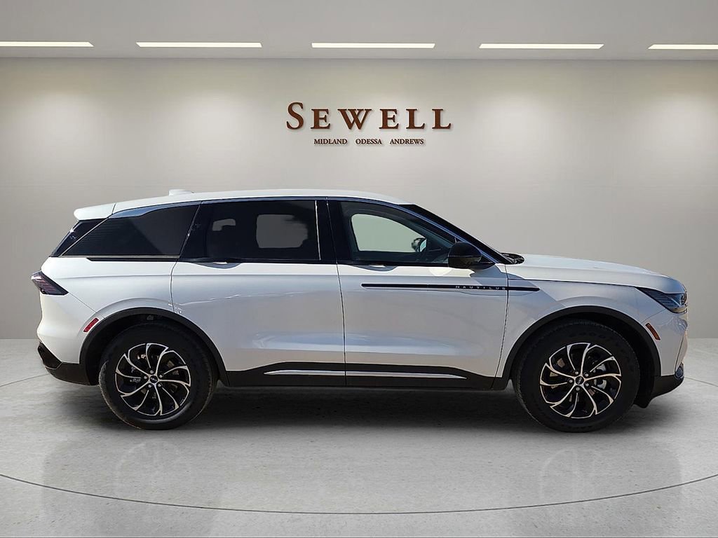 New 2026 Lincoln Nautilus Premier w/ Equipment Group 102A AWD/4WD image 6