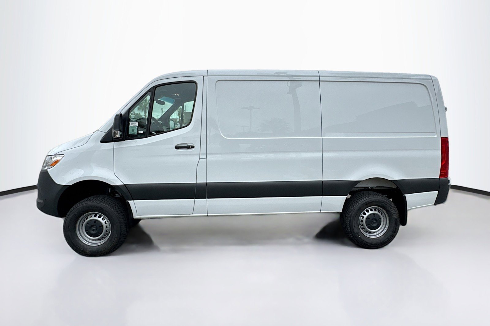 New 2025 Mercedes-Benz Sprinter 2500 image 8