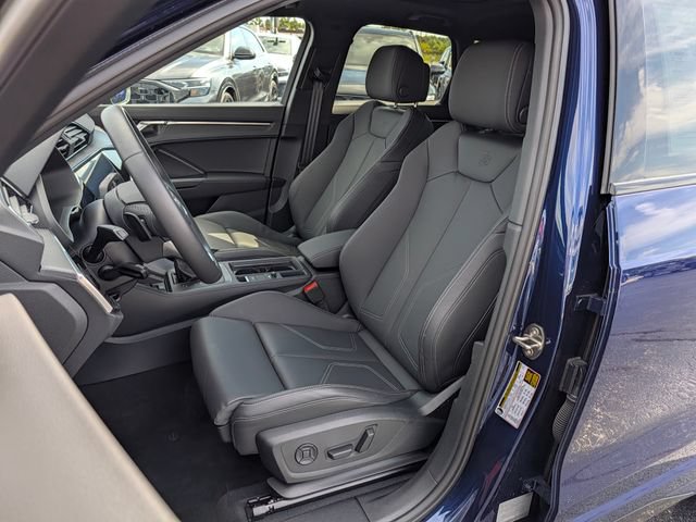 Certified 2025 Audi Q3 2.0T Premium AWD/4WD image 12