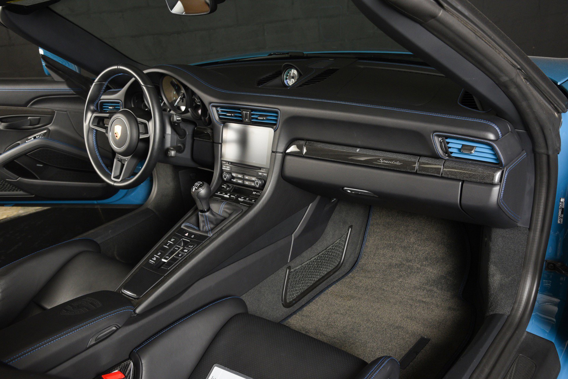 Used 2019 Porsche 911 Speedster RWD image 17