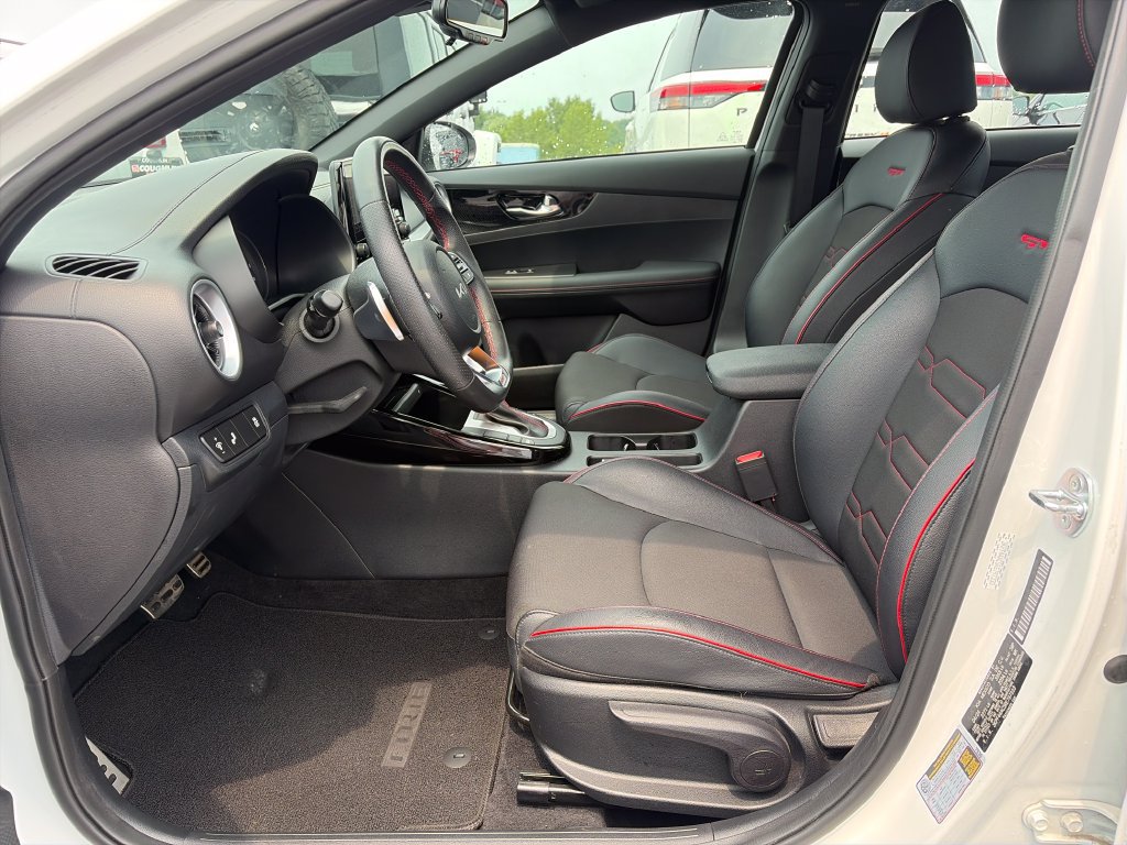 Used 2024 Kia Forte GT FWD image 17