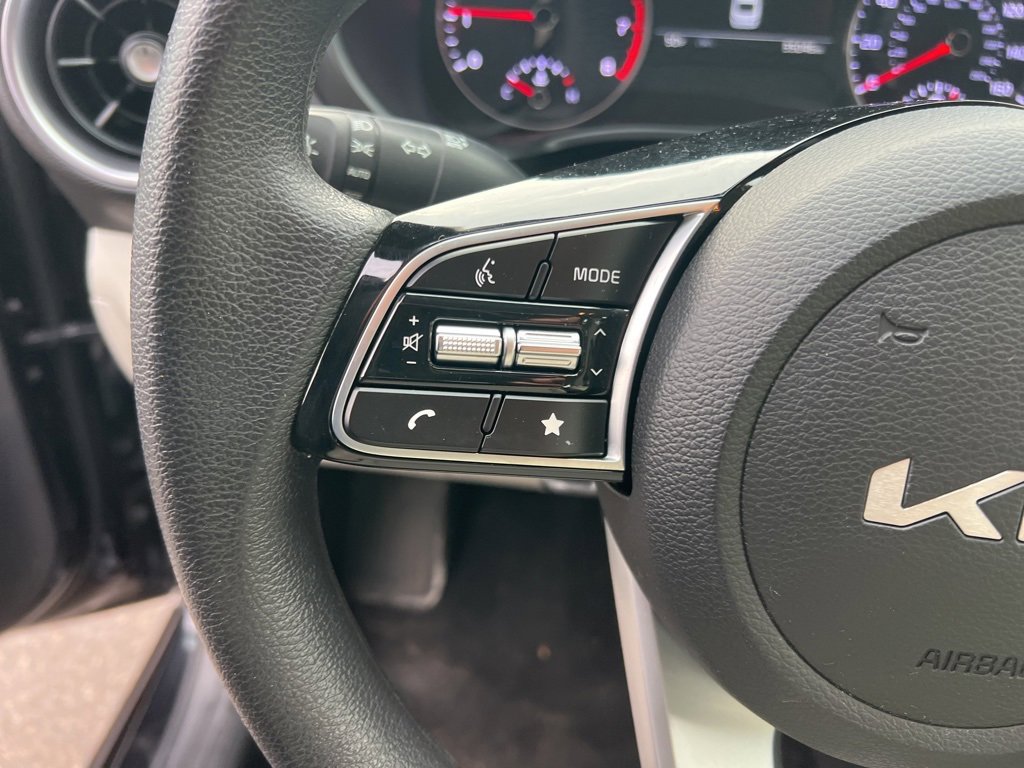 Certified 2023 Kia Forte LXS image 13