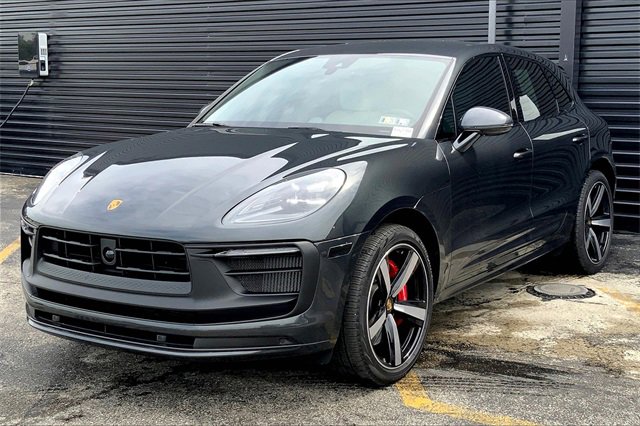 Certified 2025 Porsche Macan GTS