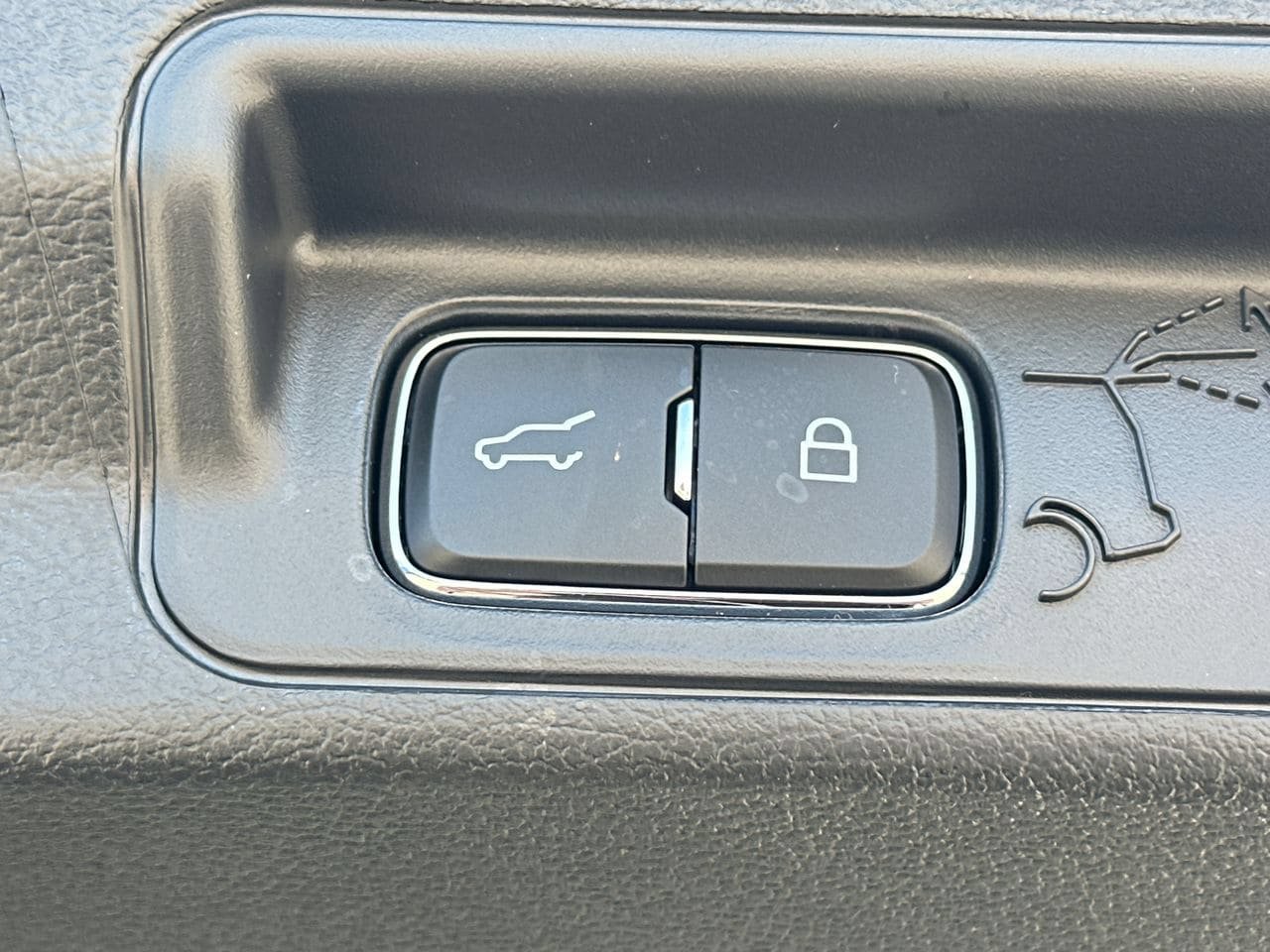 New 2026 Ford Explorer Active w/ Active Comfort Package RWD image 19