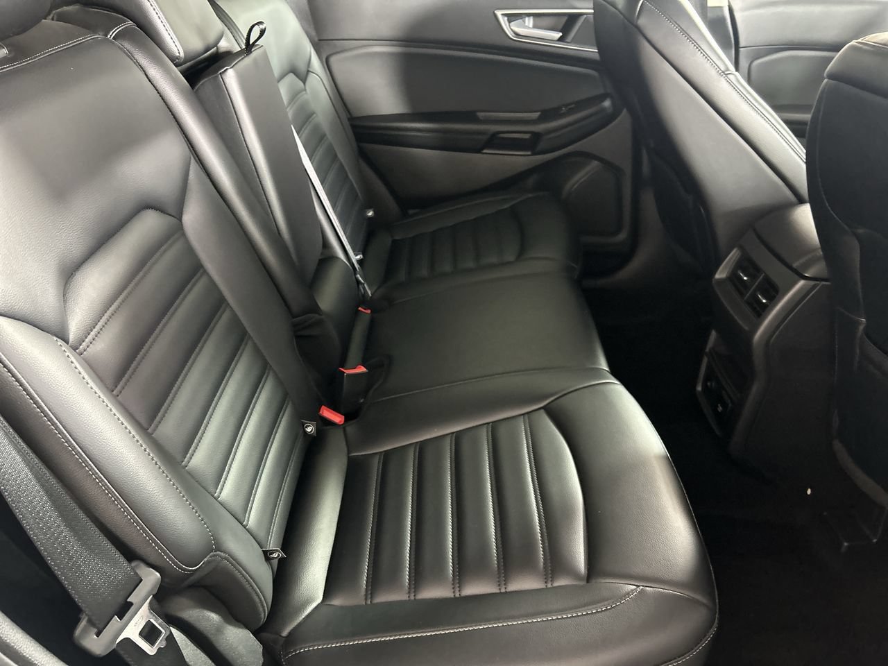 Used 2023 Ford Edge SEL w/ Convenience Package AWD/4WD image 24