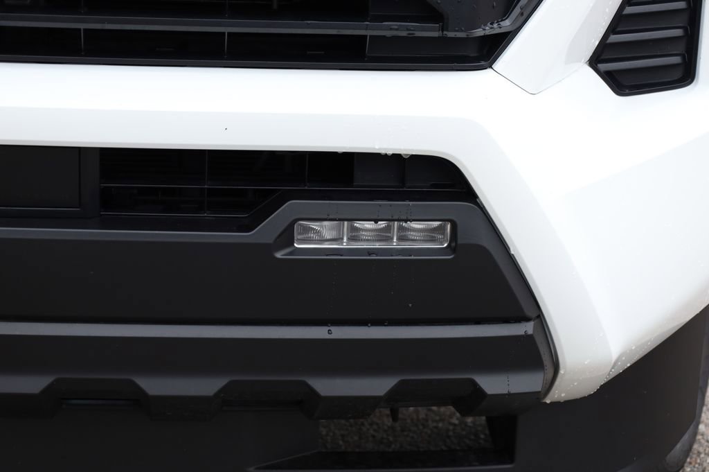 Used 2025 Toyota Tacoma SR5 image 17