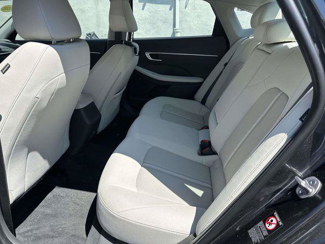 Used 2023 Hyundai Sonata SEL FWD image 9