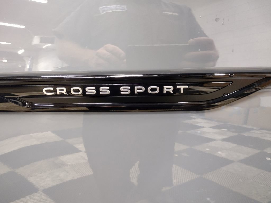 New 2026 Volkswagen Atlas Cross Sport SEL R-Line image 7