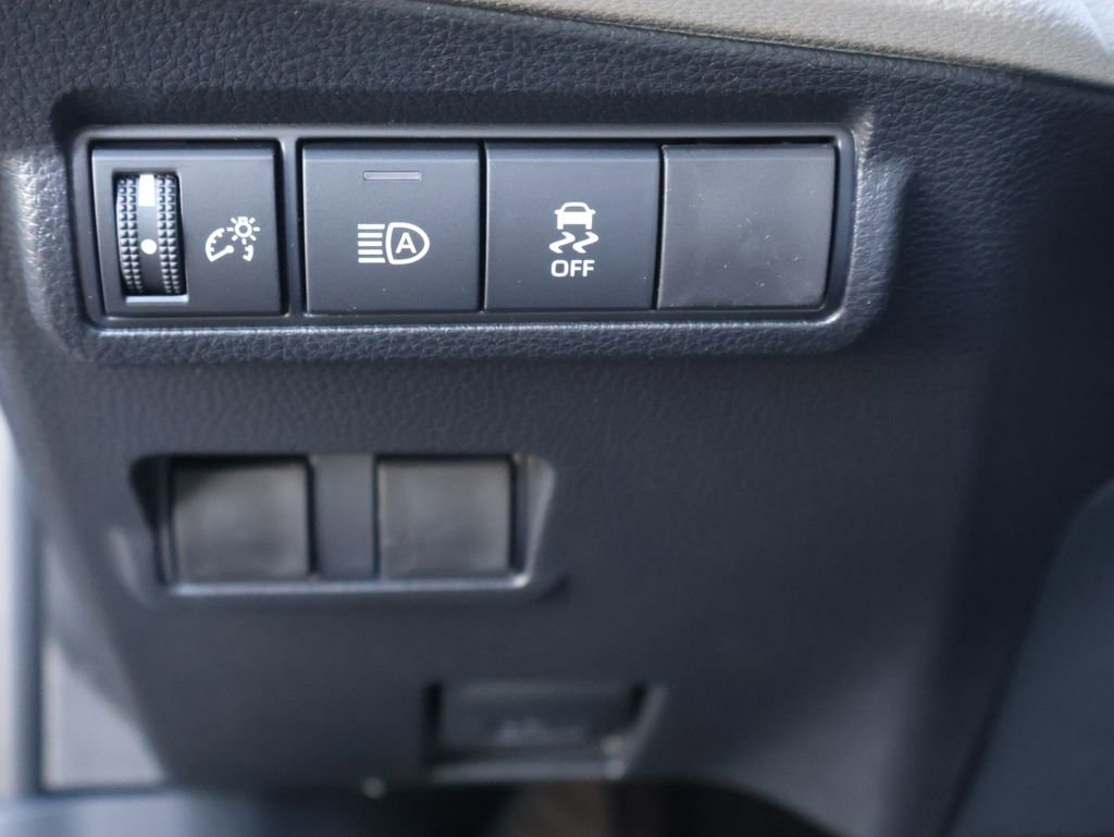 New 2026 Toyota Corolla Cross L image 17