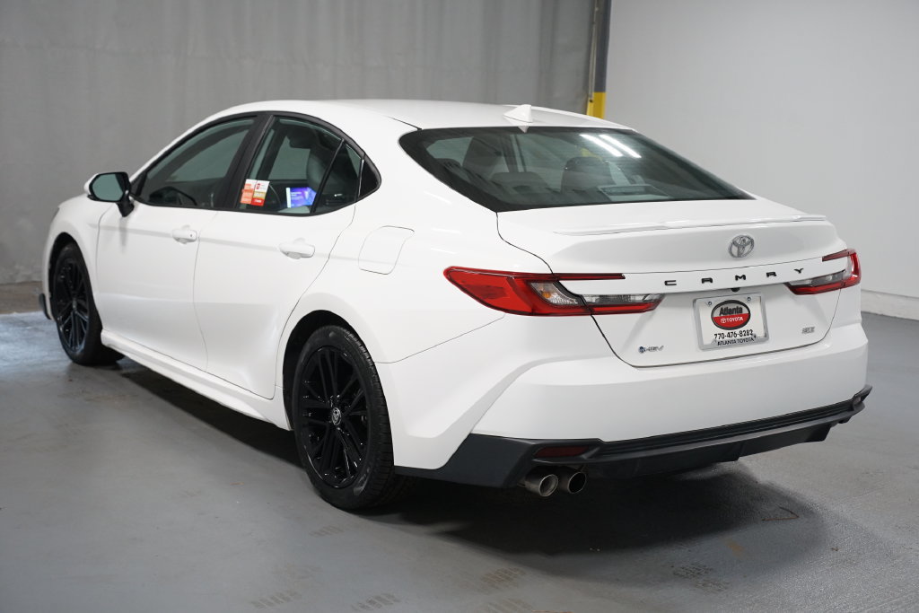 Certified 2025 Toyota Camry SE FWD image 6