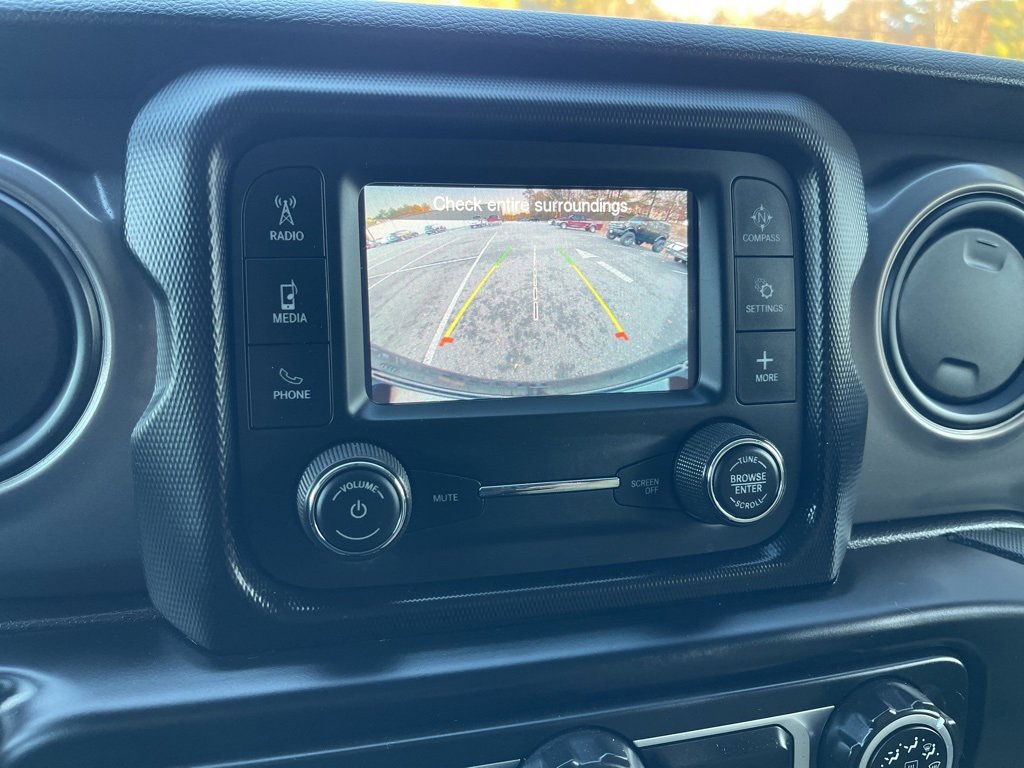 Used 2021 Jeep Wrangler Sport image 12