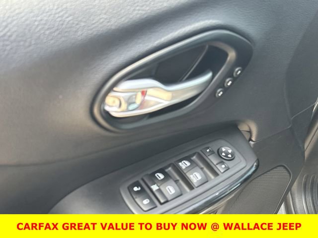 Used 2023 Jeep Cherokee Altitude Lux w/ Lux Elite Package AWD/4WD image 20