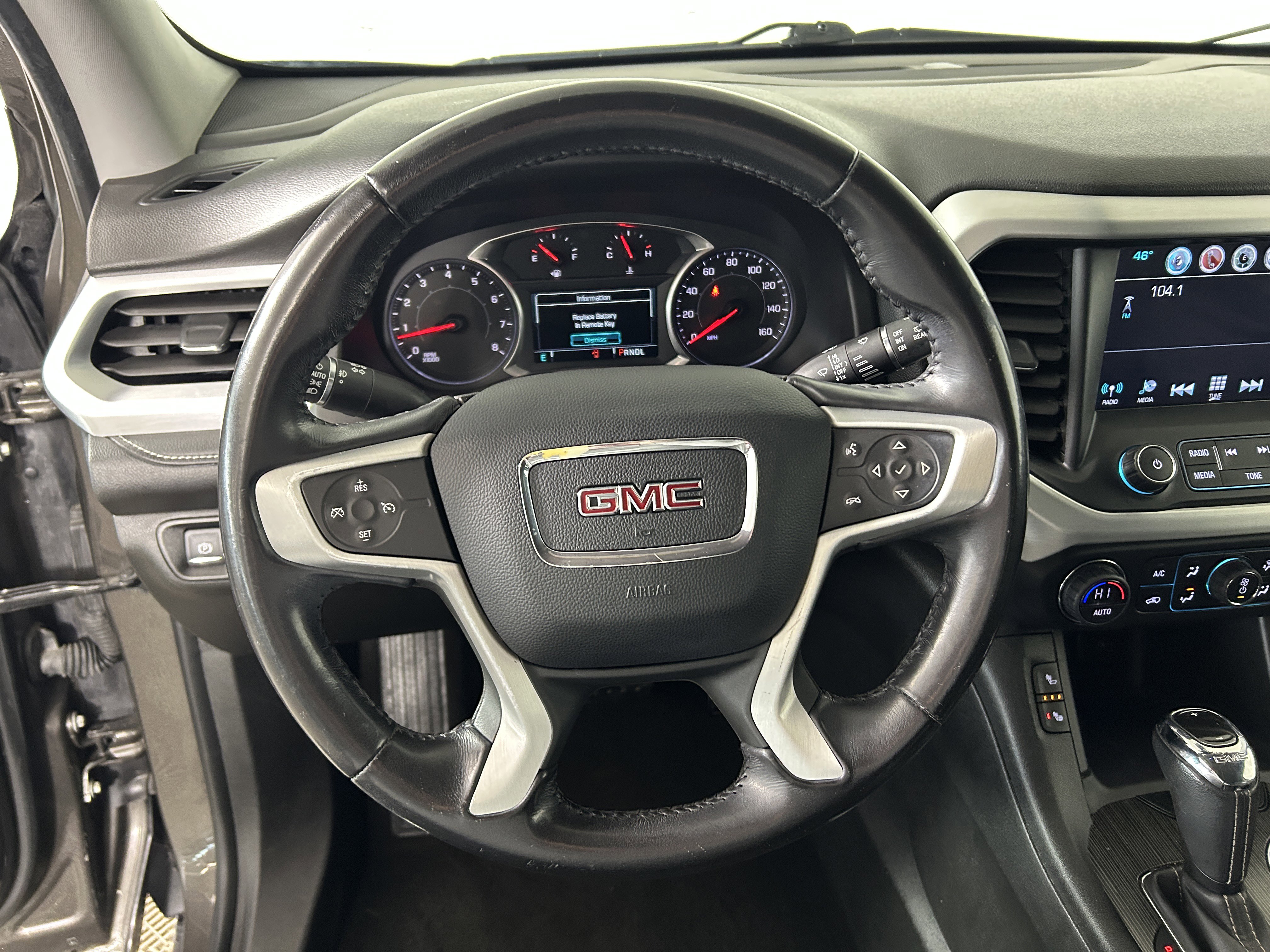 Used 2019 GMC Acadia SLT image 13