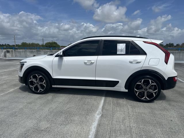 Used 2023 Kia Niro EX Touring image 16