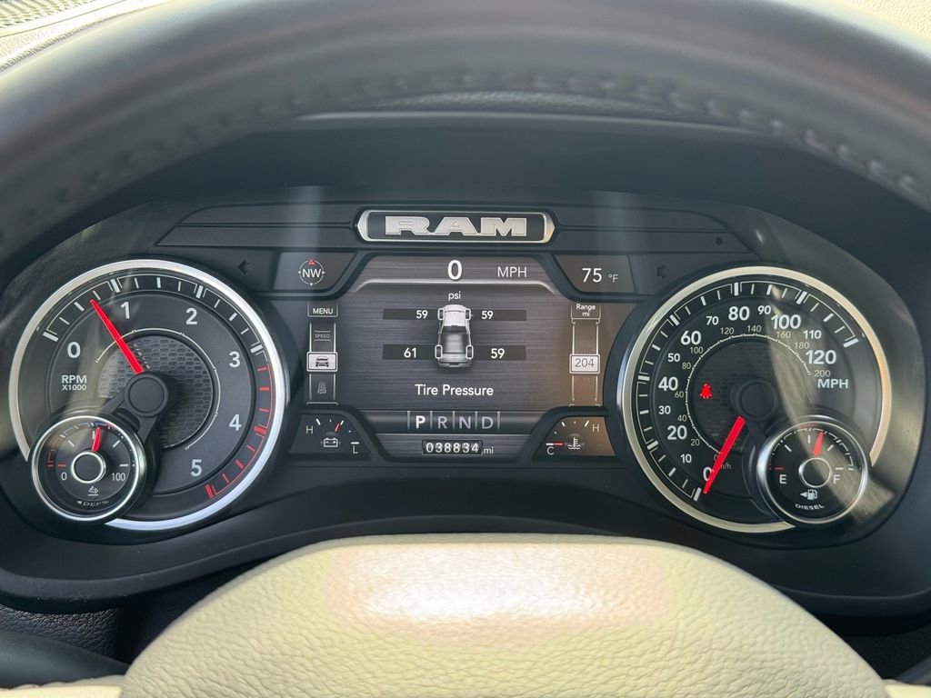 Used 2024 RAM 2500 Laramie AWD/4WD image 25