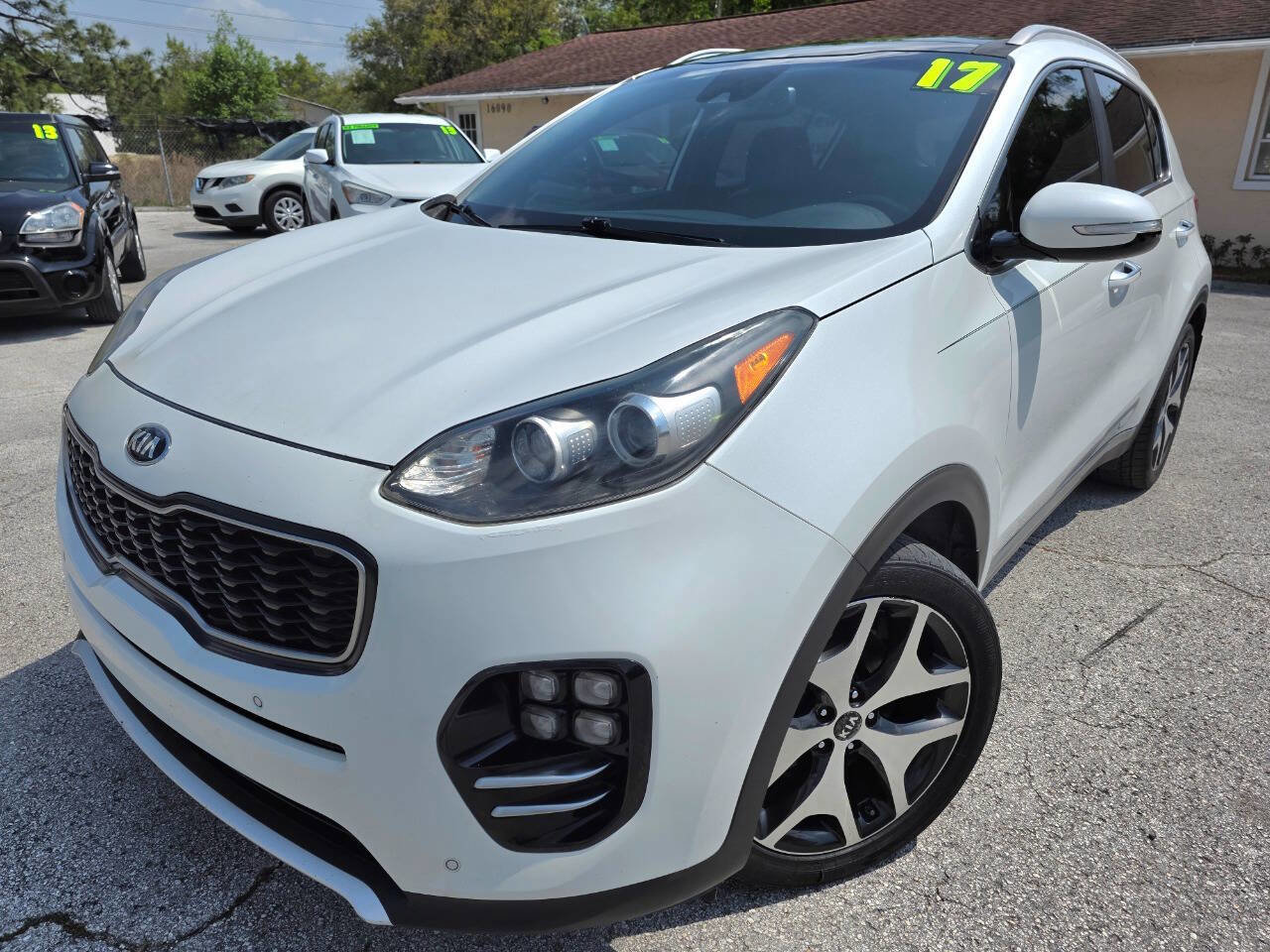Used 2017 Kia Sportage SX image 1
