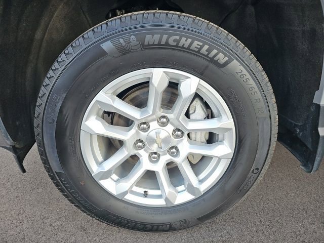Used 2024 Chevrolet Silverado 1500 LT image 12