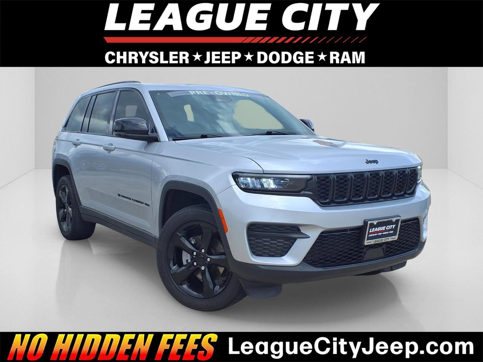 Used 2025 Jeep Grand Cherokee Altitude AWD/4WD video 1