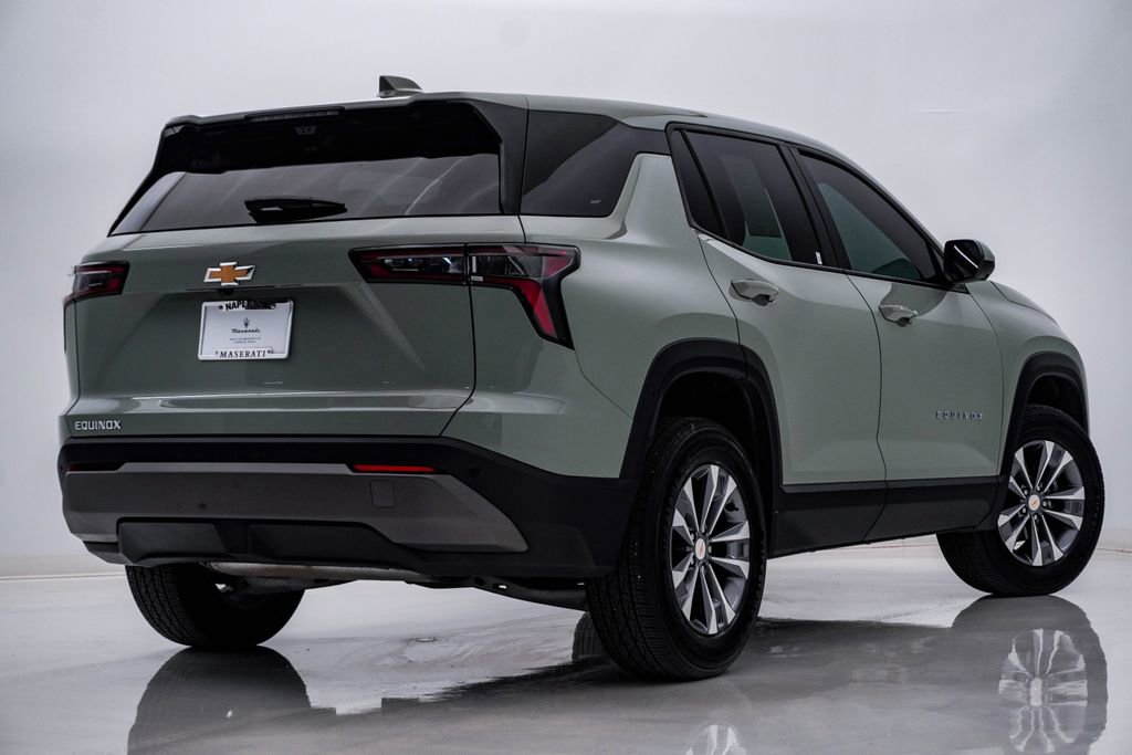 Used 2025 Chevrolet Equinox LT w/ Safety and Technology Package FWD image 9