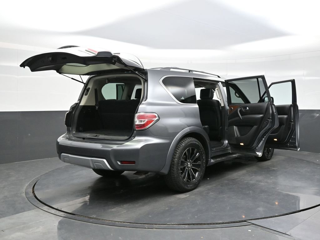 Used 2018 Nissan Armada Platinum w/ Interior Lighting Package image 38