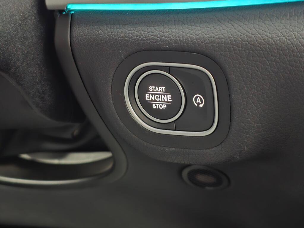 Used 2025 Mercedes-Benz GLE 350 4MATIC image 34