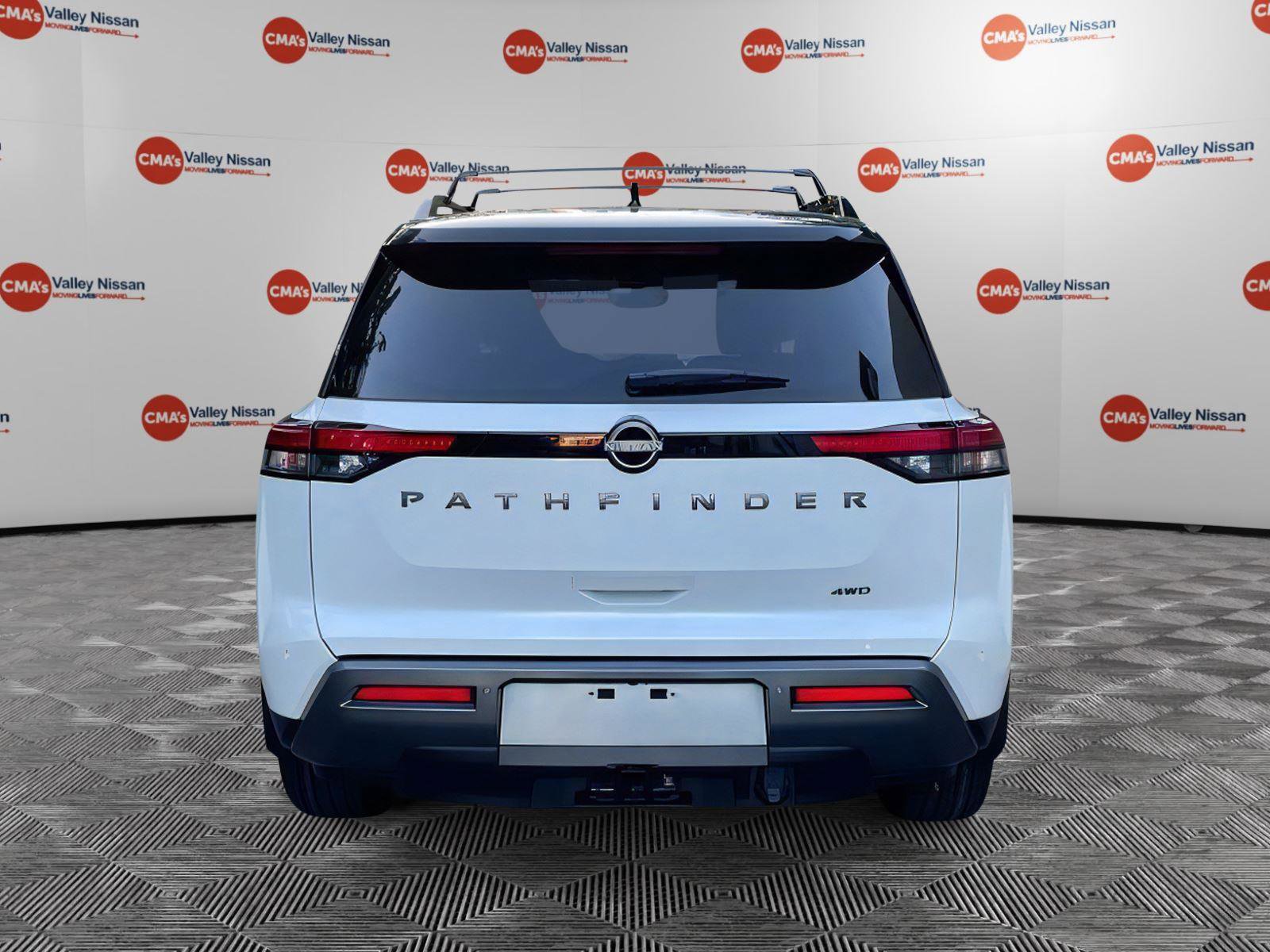 New 2026 Nissan Pathfinder Platinum AWD/4WD image 4