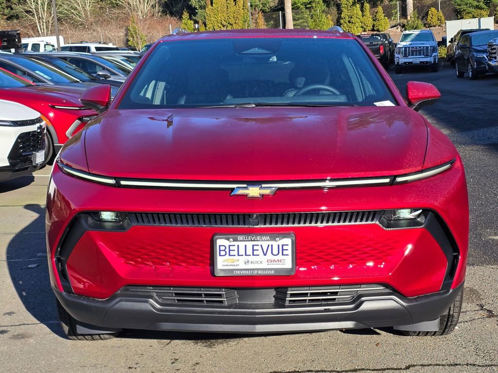 New 2026 Chevrolet Equinox EV LT image 2