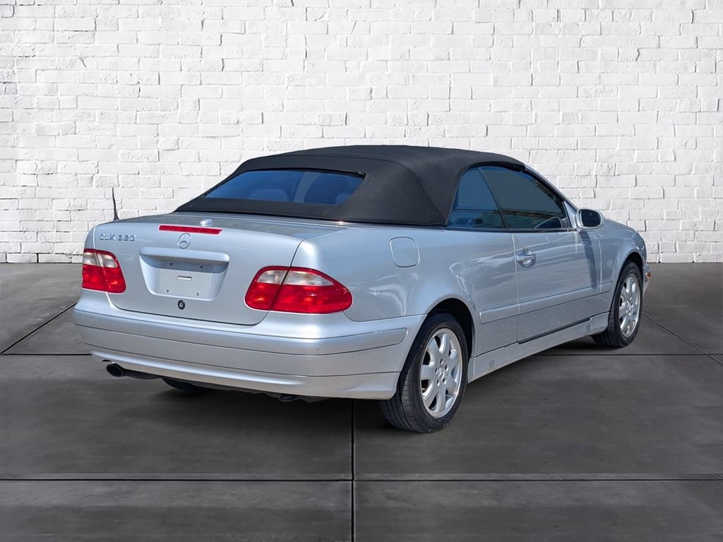 Used 2000 Mercedes-Benz CLK 320 Cabriolet image 7