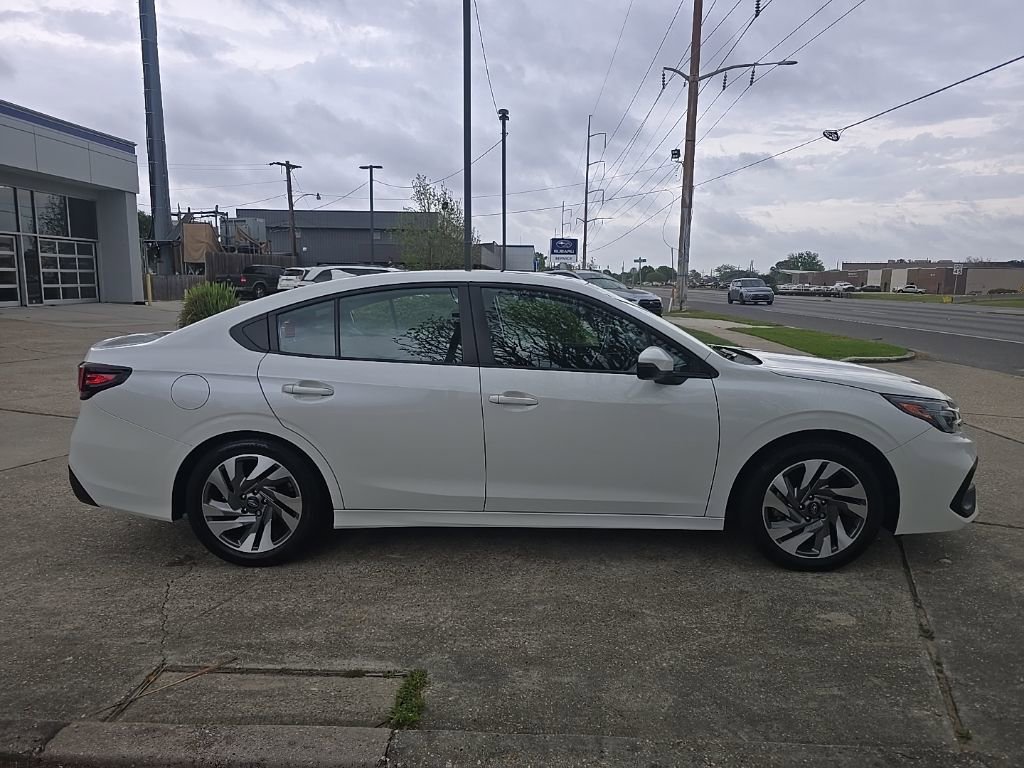 Used 2023 Subaru Legacy Limited w/ Tech Package 3 AWD/4WD image 3