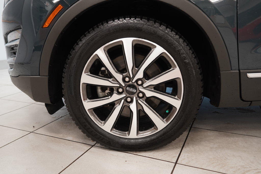 Used 2019 Lincoln MKC Reserve w/ MKC Climate Package AWD/4WD image 17