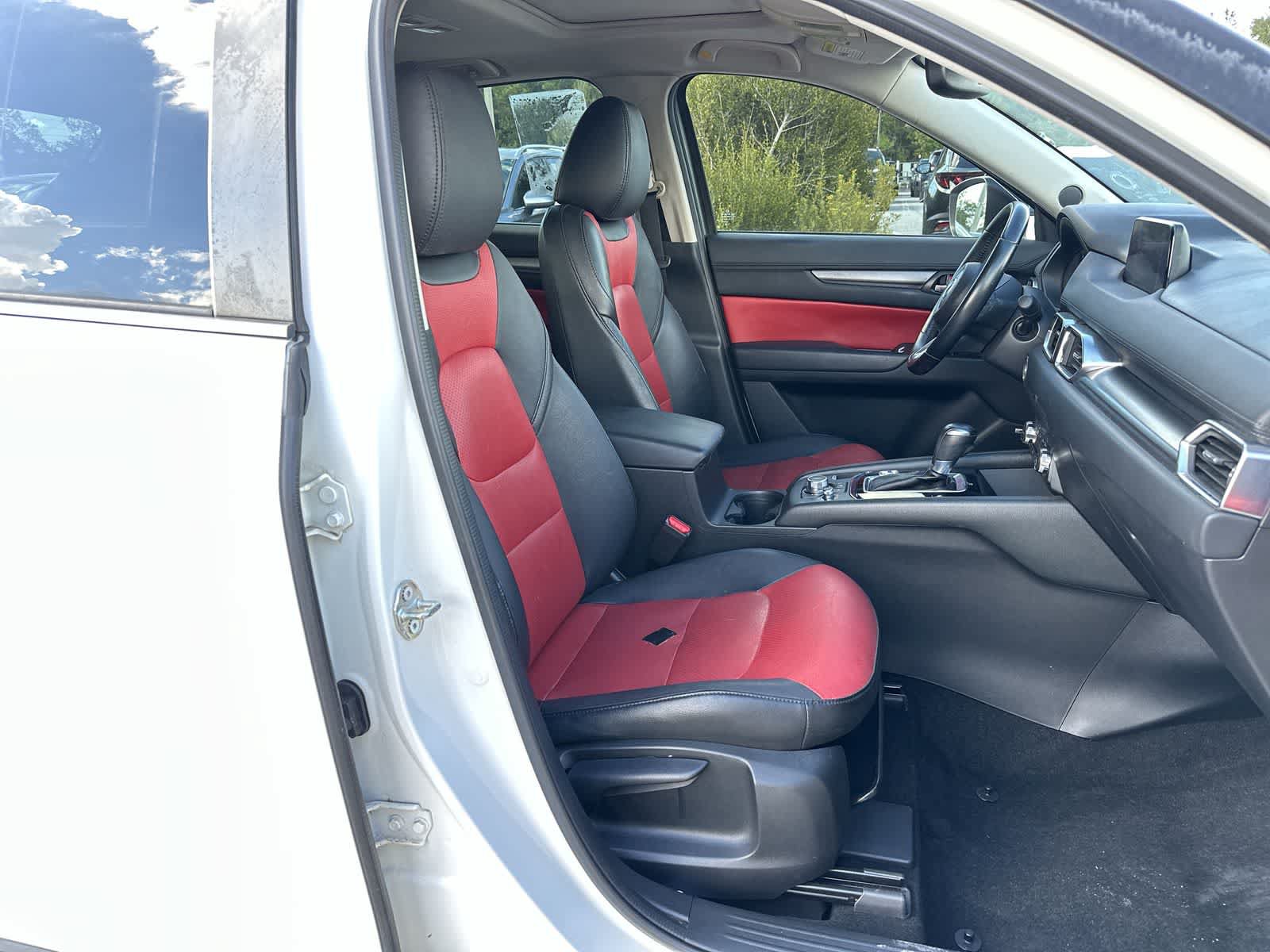 Used 2018 MAZDA CX-5 Touring w/ Preferred Equipment Package FWD image 9