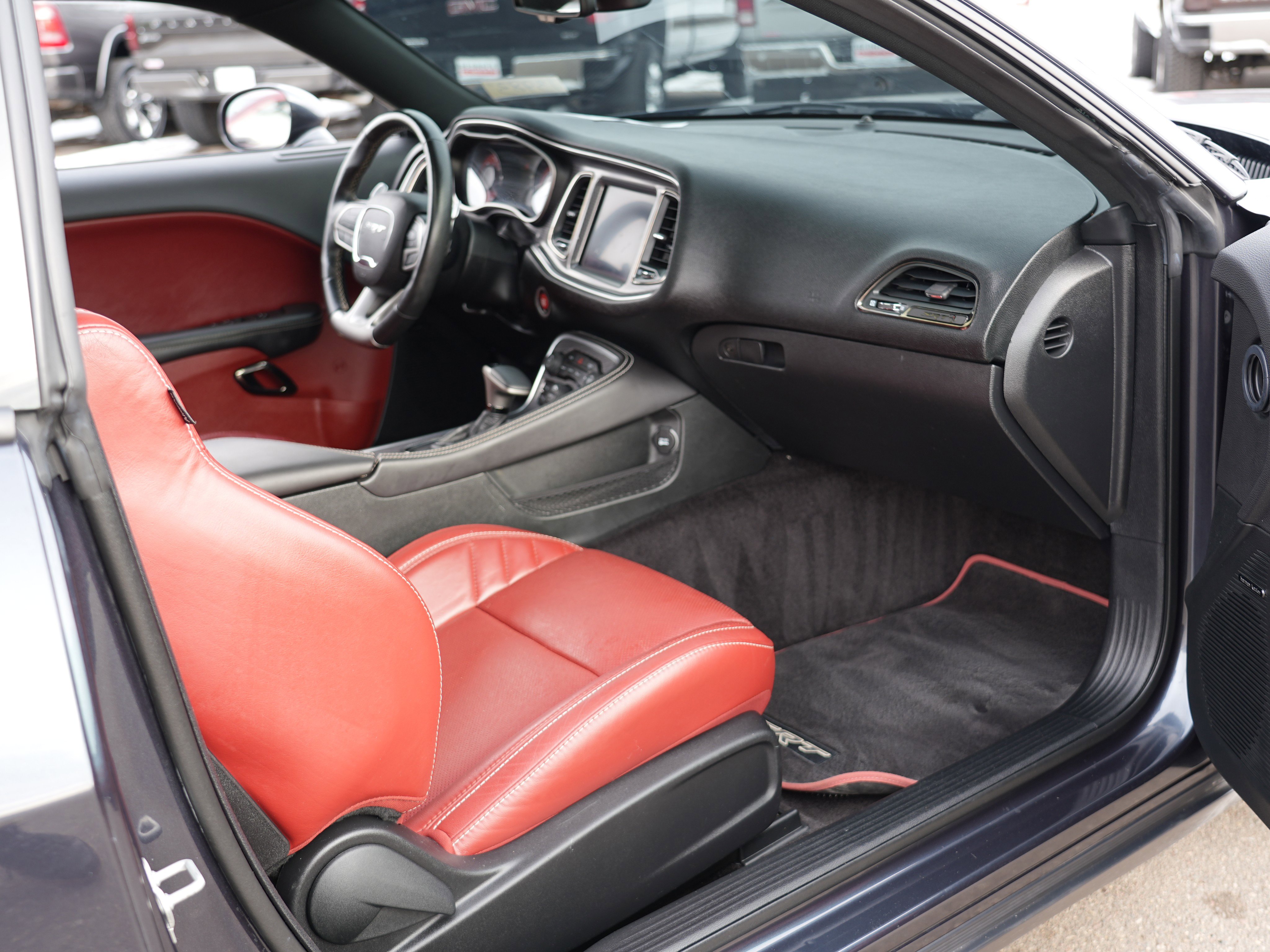 Used 2019 Dodge Challenger SRT Hellcat Redeye image 14