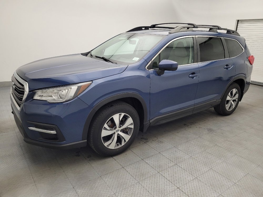 Used 2021 Subaru Ascent Premium w/ Convenience Package AWD/4WD image 2