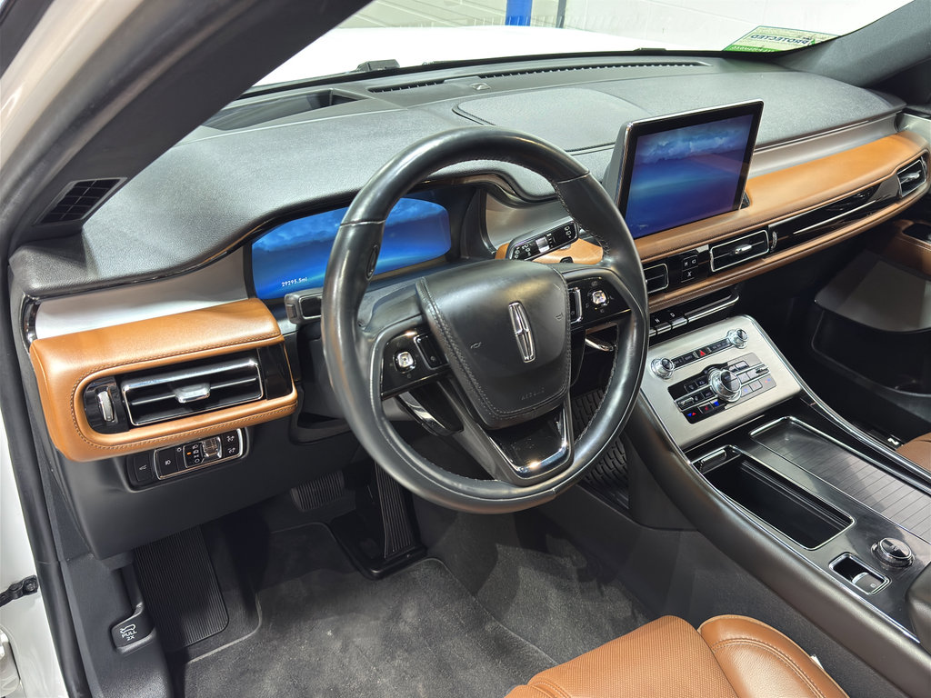 Used 2023 Lincoln Aviator Reserve w/ Equipment Group 201A image 19