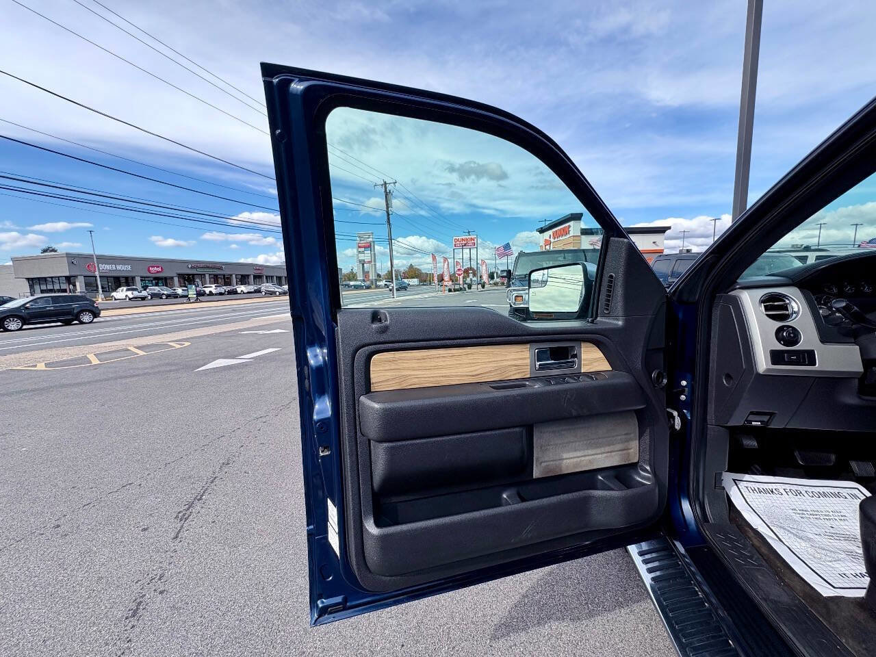 Used 2011 Ford F150 Lariat w/ Lariat Chrome Pkg image 19