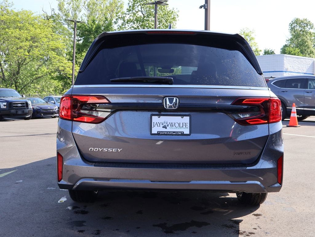 Certified 2026 Honda Odyssey EX-L image 6