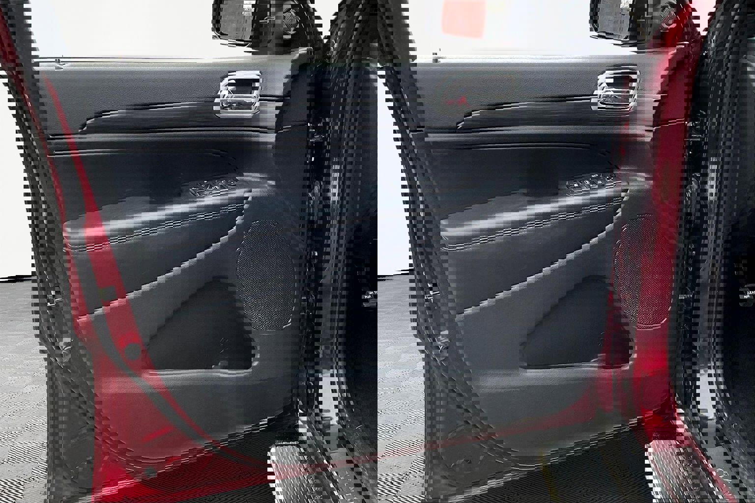 Used 2021 Jeep Grand Cherokee Laredo w/ Security & Convenience Group image 21