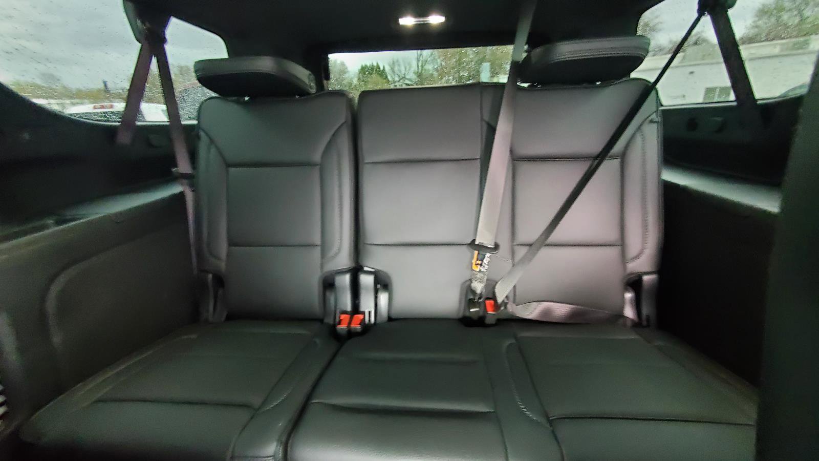 Used 2025 GMC Yukon XL Denali w/ Denali Reserve Package image 7