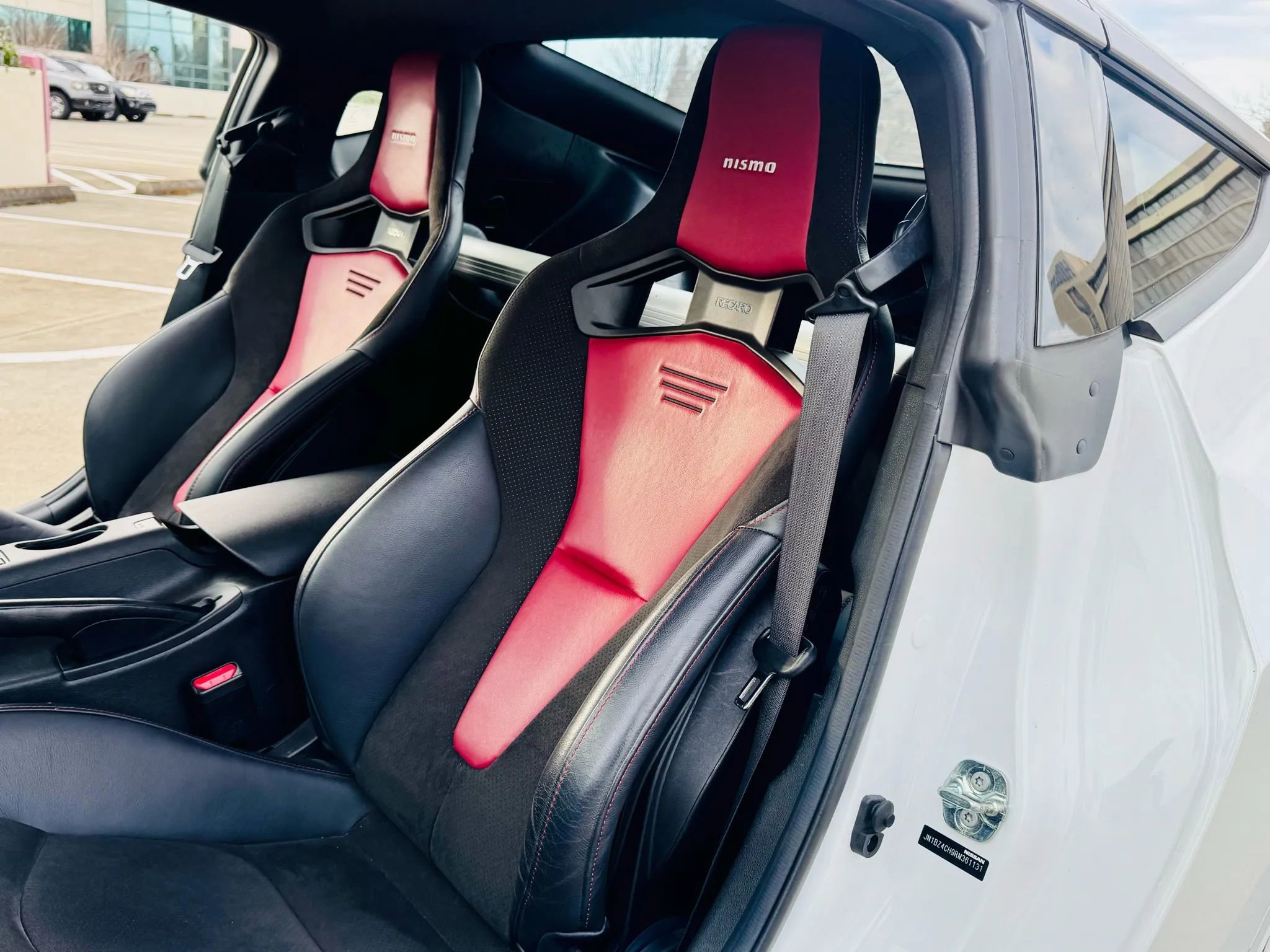 Used 2024 Nissan Z NISMO w/ Floor Mat Package image 37