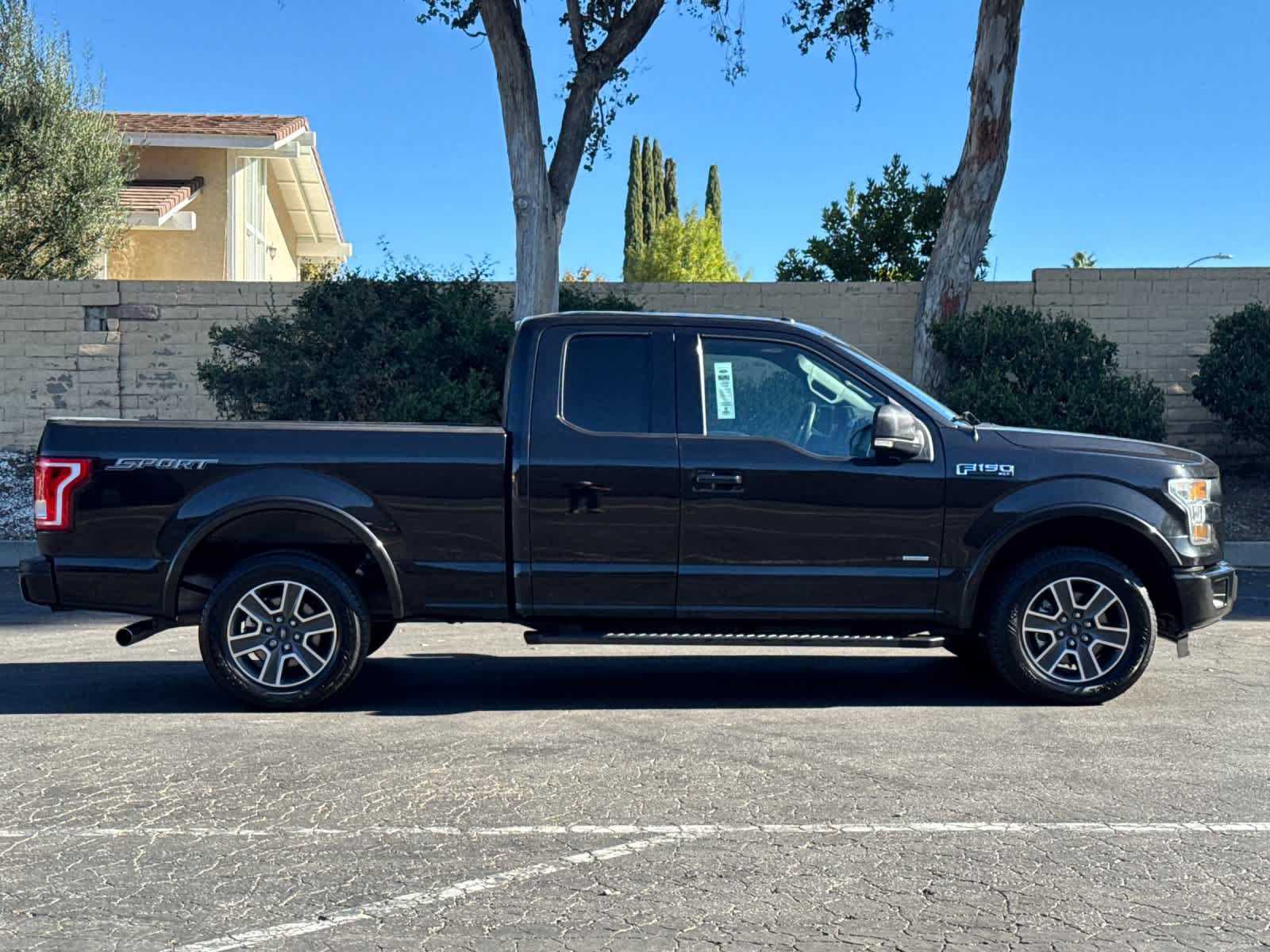 Used 2015 Ford F150 XLT w/ Equipment Group 301A Mid RWD image 8