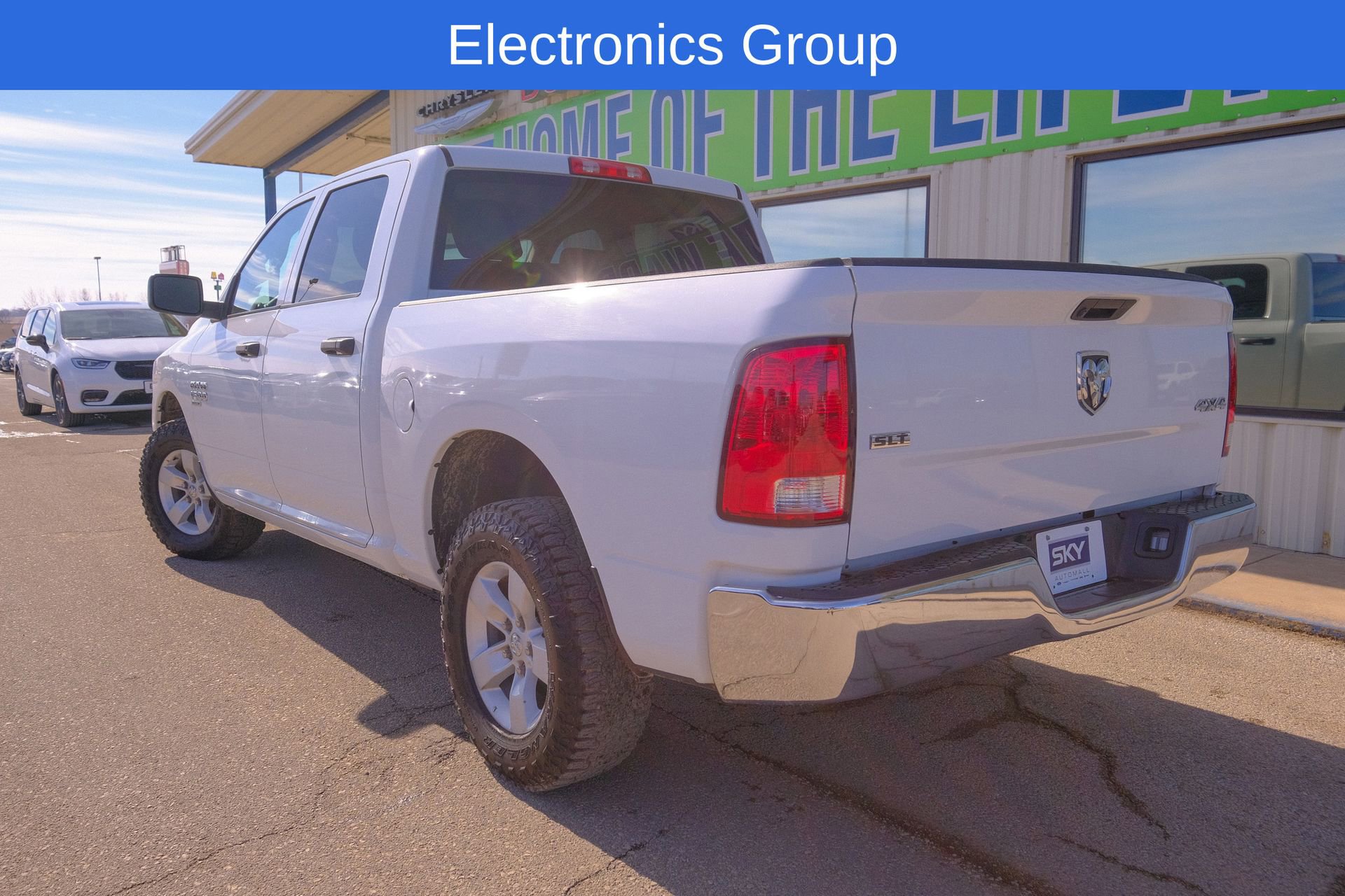 Used 2023 RAM 1500 Classic SLT w/ Electronics Group image 6