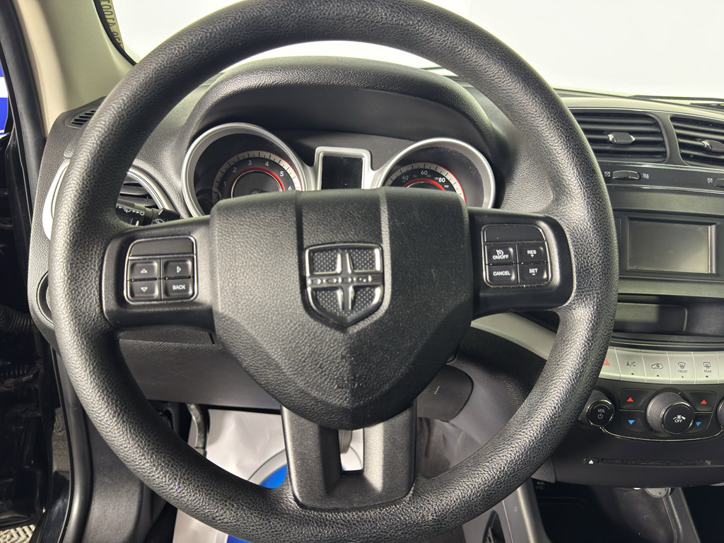 Used 2018 Dodge Journey SE image 19