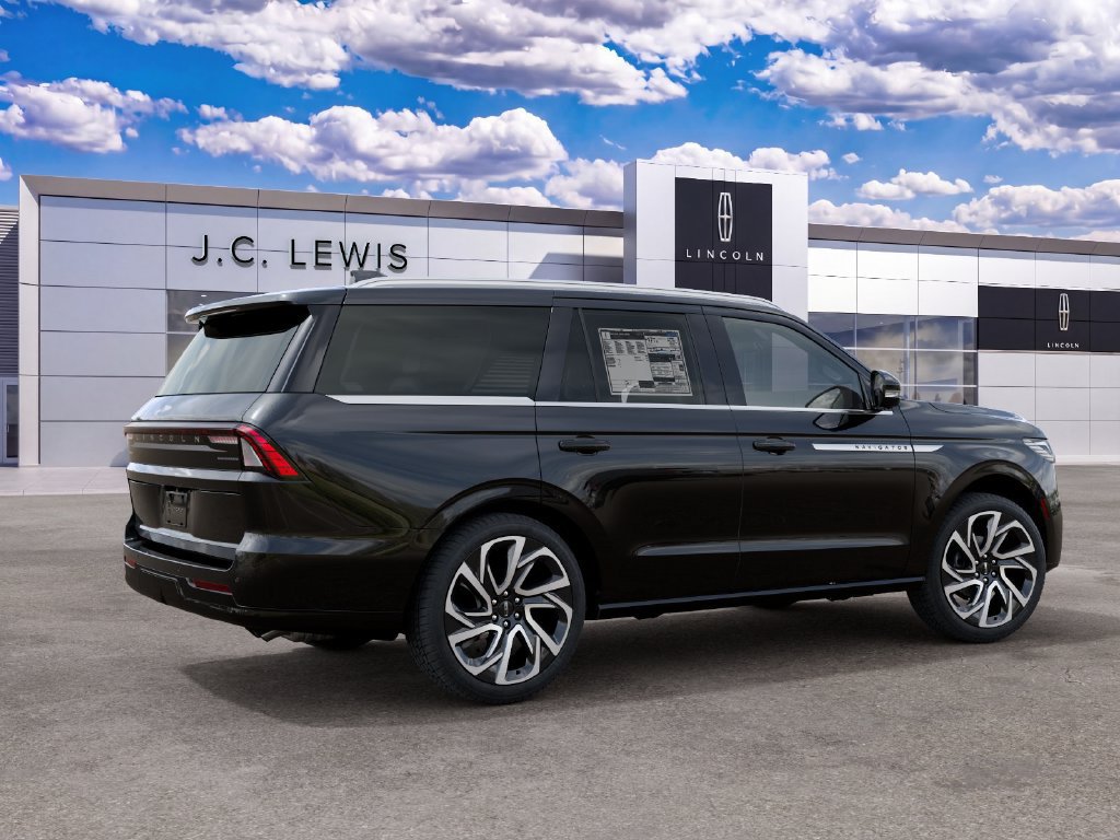 New 2027 Lincoln Navigator Reserve AWD/4WD image 6
